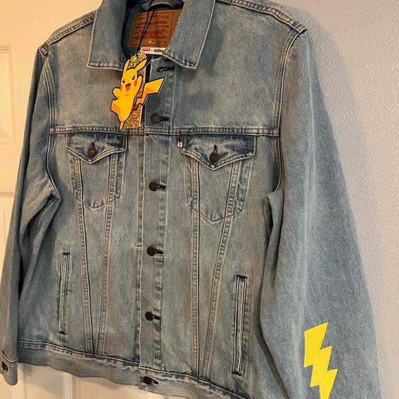 X-LARGE, LEVI'S X POKEMON STONE VINTAGE FIT TRUCKER JACKET PIKACHU, New w/ Tags - Picture 2 of 6